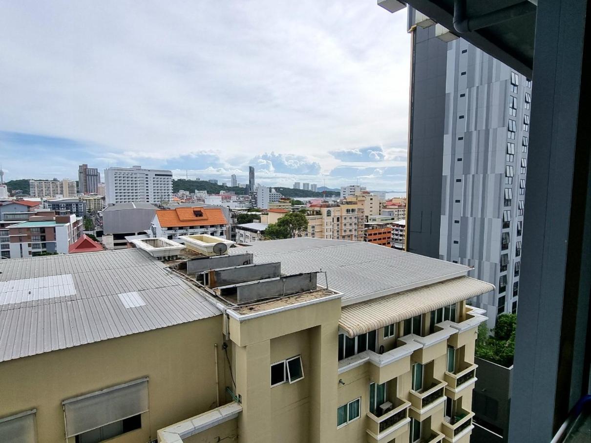 The Base Condo Center Of Pattaya Rooftop Swimming Pool Luaran gambar